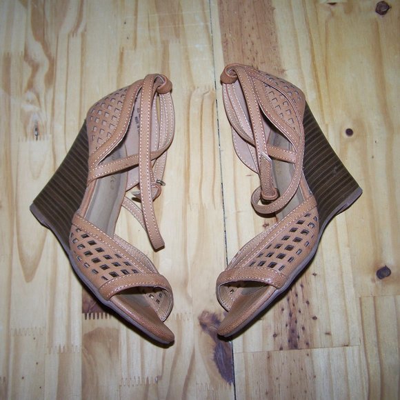 Altar'd State Shoes - Altar'd State Open Toed Heeled Sandals Sz 6